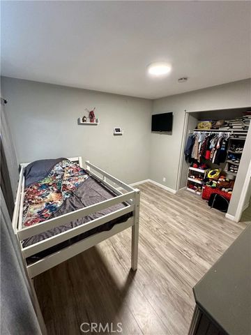 14783 Tonikan Lane, Apple Valley, CA 92307