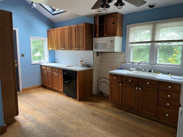 77 Lincoln Road, Medford, NY 11763