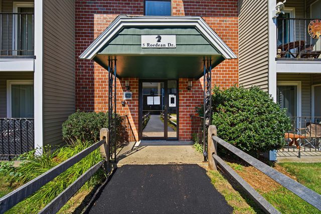 5 Roedean Dr Apt 302, Nashua, NH 03063