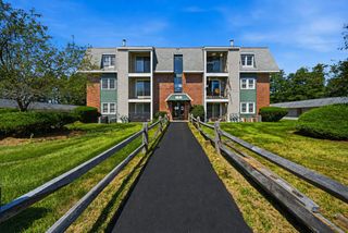 5 Roedean Dr Apt 302, Nashua, NH 03063