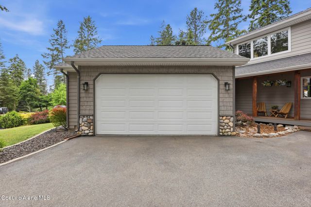 11331 N TRAFALGAR ST, Hayden, ID 83835