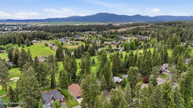 11331 N TRAFALGAR ST, Hayden, ID 83835