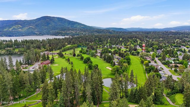 11331 N TRAFALGAR ST, Hayden, ID 83835