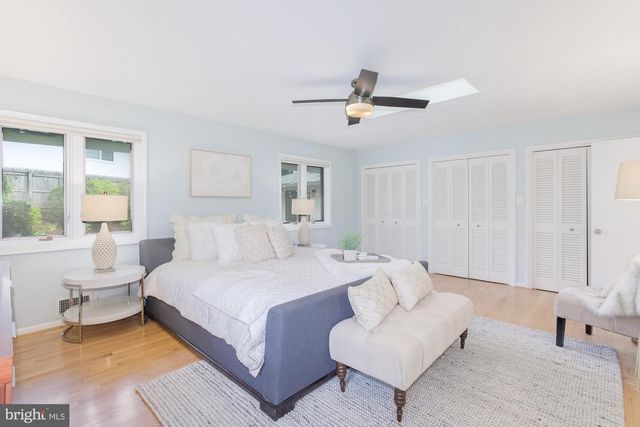 6337 LENOX RD, Bethesda, MD 20817