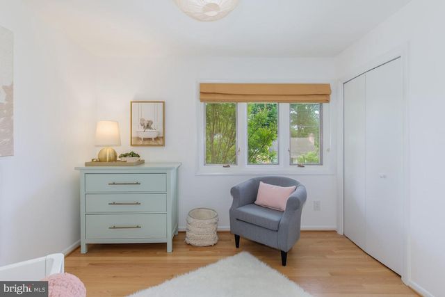 6337 LENOX RD, Bethesda, MD 20817