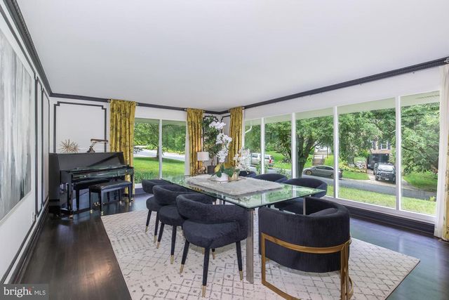 6337 LENOX RD, Bethesda, MD 20817