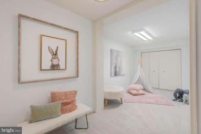 6337 LENOX RD, Bethesda, MD 20817
