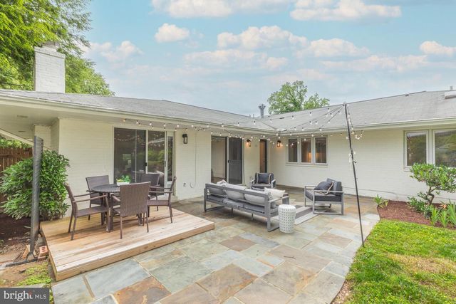 6337 LENOX RD, Bethesda, MD 20817