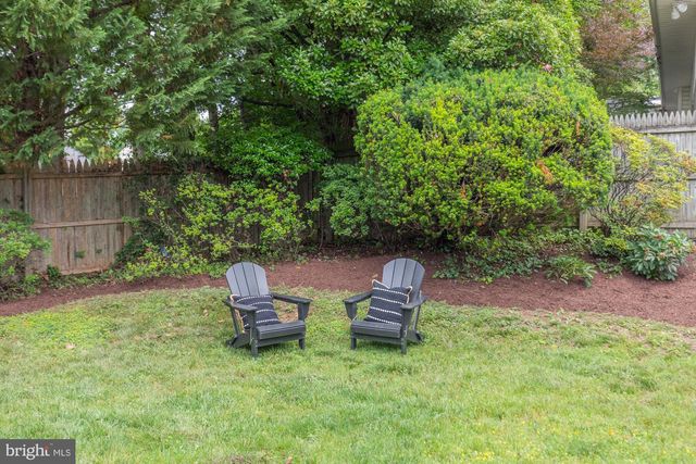 6337 LENOX RD, Bethesda, MD 20817