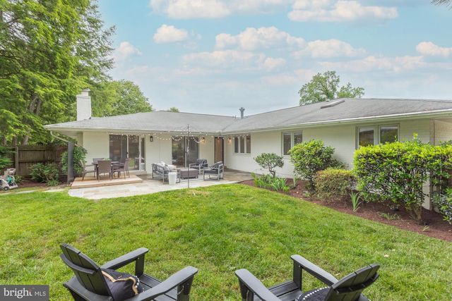 6337 LENOX RD, Bethesda, MD 20817