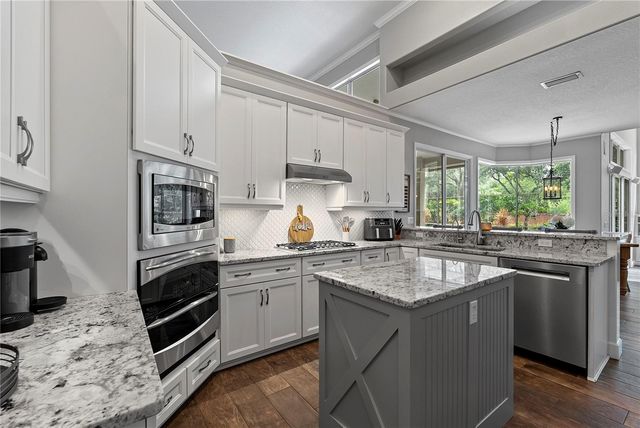 1542 WESTOVER LOOP, Lake Mary, FL 32746