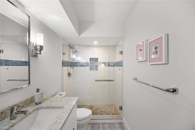 350 Harbour DR # 350, Naples, FL 34103