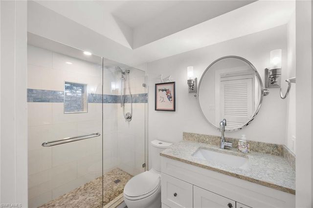 350 Harbour DR # 350, Naples, FL 34103