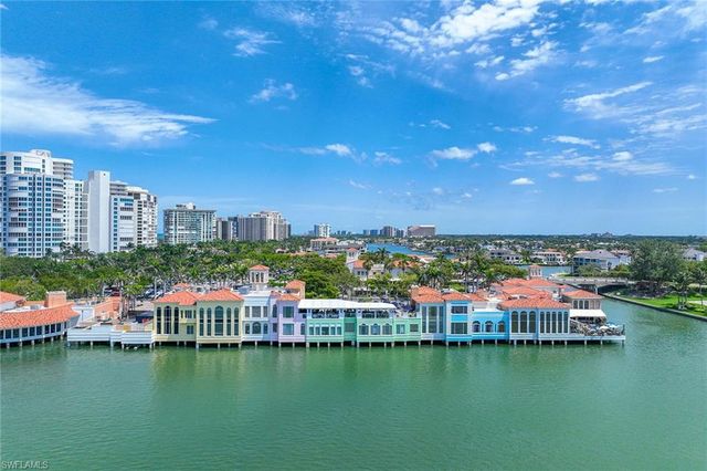 350 Harbour DR # 350, Naples, FL 34103