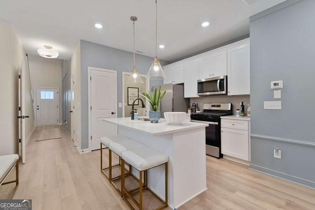 322 Bedford Trace, Conyers, GA 30094