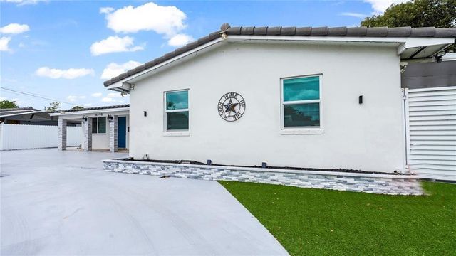 6290 W 16th Avenue, Hialeah, FL 33012