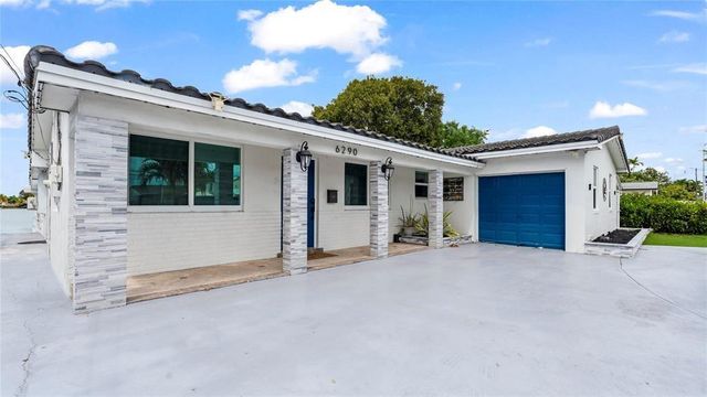 6290 W 16th Avenue, Hialeah, FL 33012