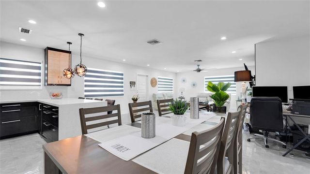 6290 W 16th Avenue, Hialeah, FL 33012