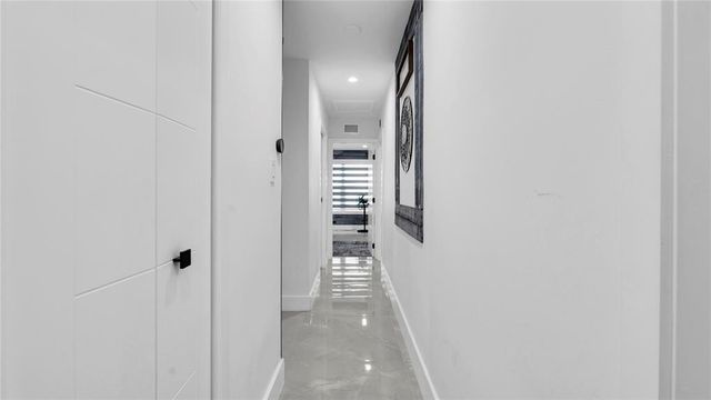 6290 W 16th Avenue, Hialeah, FL 33012