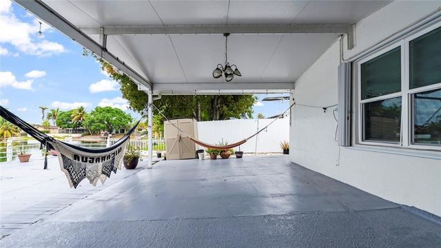 6290 W 16th Avenue, Hialeah, FL 33012