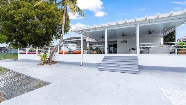 6290 W 16th Avenue, Hialeah, FL 33012