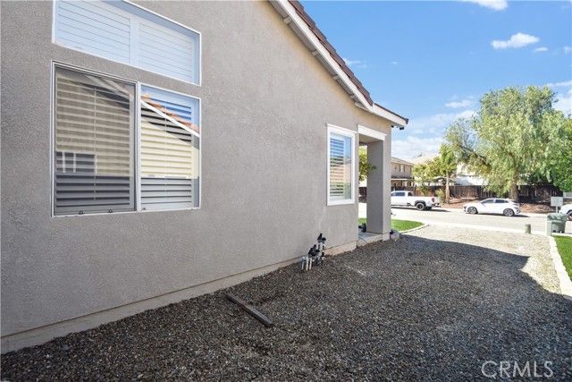 8574 De Loss Drive, Riverside, CA 92508