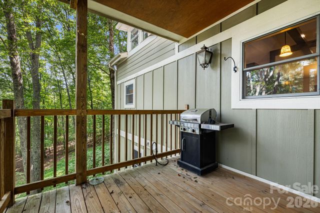 22 Wild Violet Lane, Arden, NC 28704
