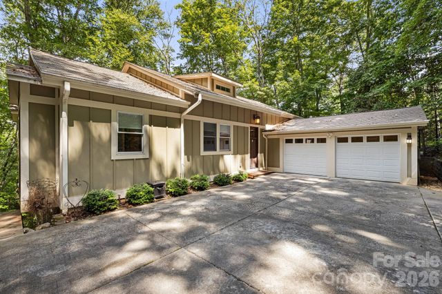 22 Wild Violet Lane, Arden, NC 28704