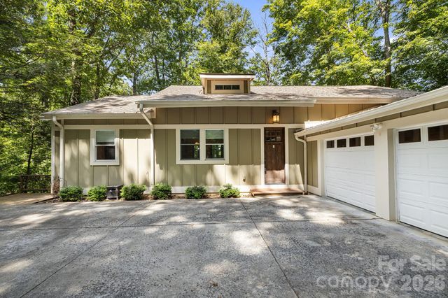22 Wild Violet Lane, Arden, NC 28704