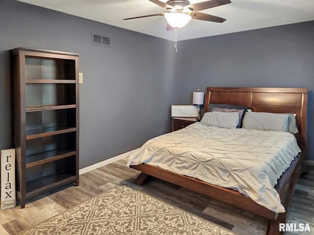 4320 W SHAWNDA Court, Peoria, IL 61615