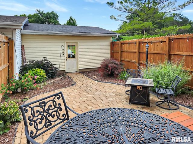 4320 W SHAWNDA Court, Peoria, IL 61615
