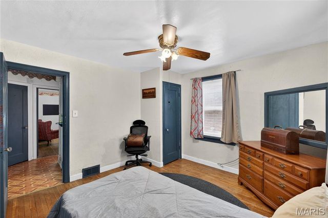 6331 Saloma Avenue, St Louis, MO 63136