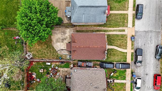 6331 Saloma Avenue, St Louis, MO 63136