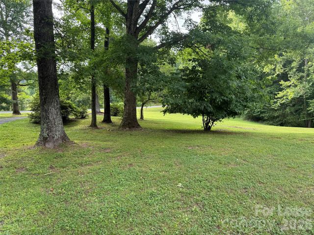 1209 Dameron Road, Bessemer City, NC 28016