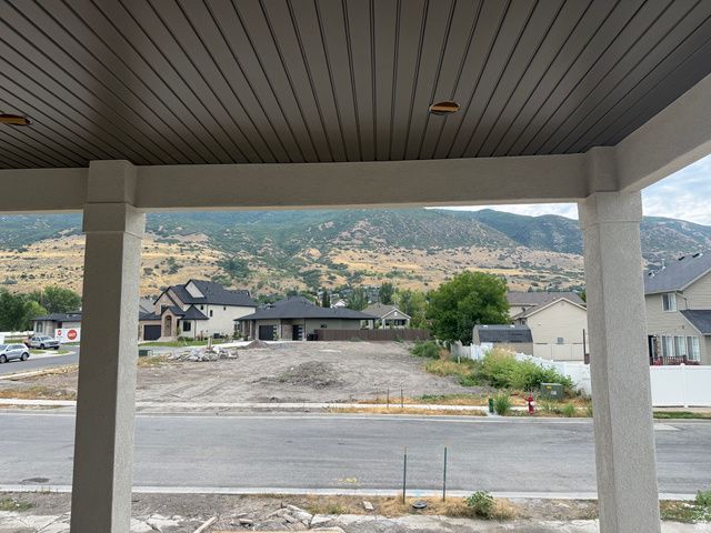 763 W SUMMERHILL LN, Centerville, UT 84014