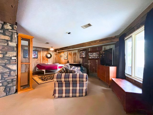 25 Wahoo Drive, Cherokee Village, AR 72529