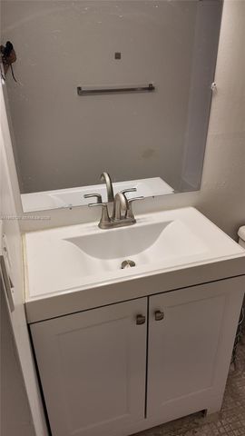 3777 NW 78th Ave 11G, Davie, FL 33024