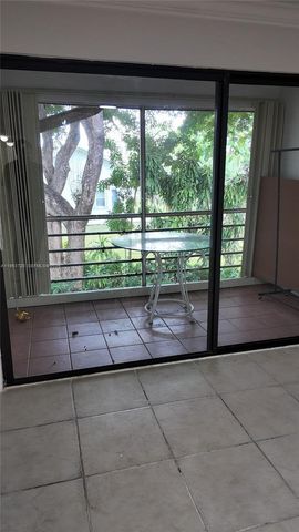 3777 NW 78th Ave 11G, Davie, FL 33024