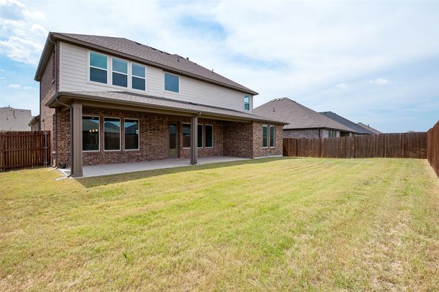 915 Crossvine Drive, Mansfield, TX 76063