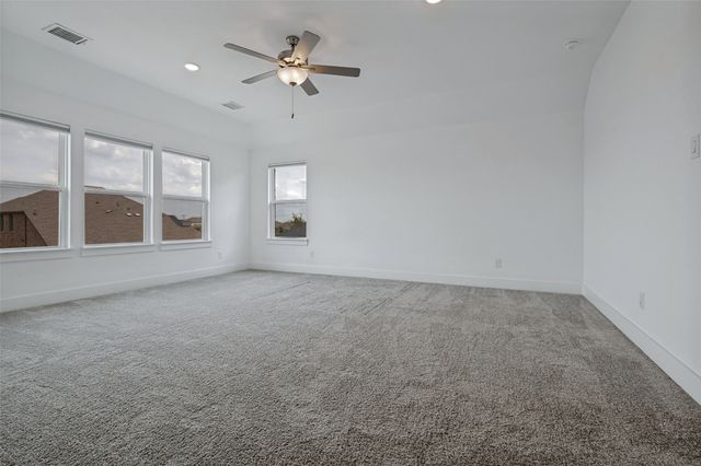 915 Crossvine Drive, Mansfield, TX 76063