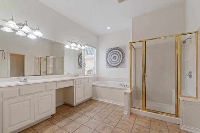 2412 Aramic Court, Arlington, TX 76001