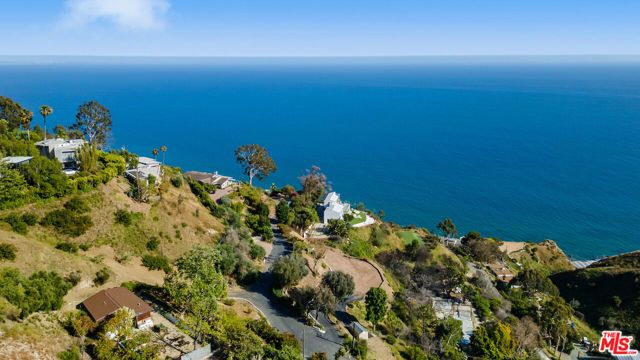 20756 Seaboard Road, Malibu, CA 90265