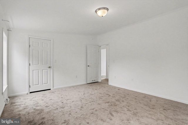 12 EVERGREEN ALY, Palmyra, PA 17078