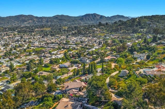 1605 Vista Del Valle, El Cajon, CA 92019
