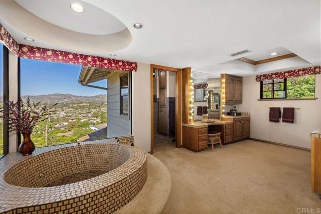 1605 Vista Del Valle, El Cajon, CA 92019