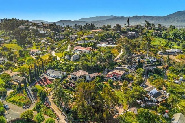 1605 Vista Del Valle, El Cajon, CA 92019