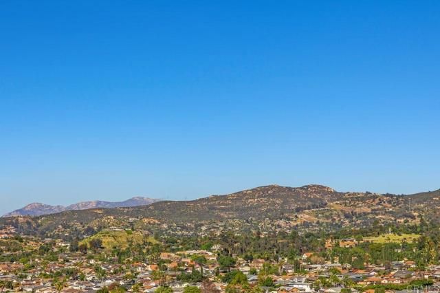 1605 Vista Del Valle, El Cajon, CA 92019