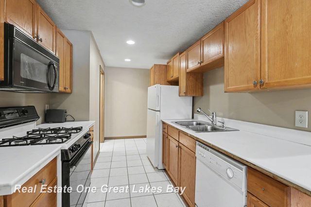 1943 Ottawa Street, Saginaw, MI 48602