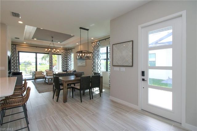 14723 Kingfisher LOOP, Naples, FL 34120