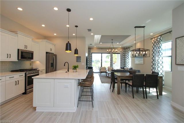 14723 Kingfisher LOOP, Naples, FL 34120